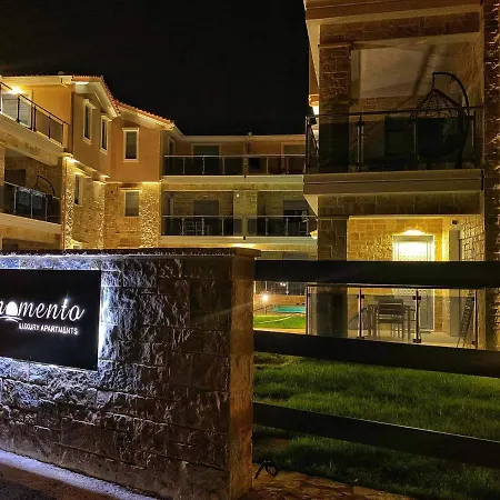 Apartment Momento Luxury Apartments *